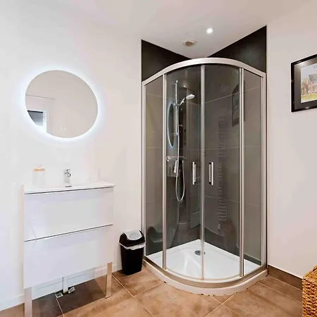Centre - Duplex 6 Pers דירה *
